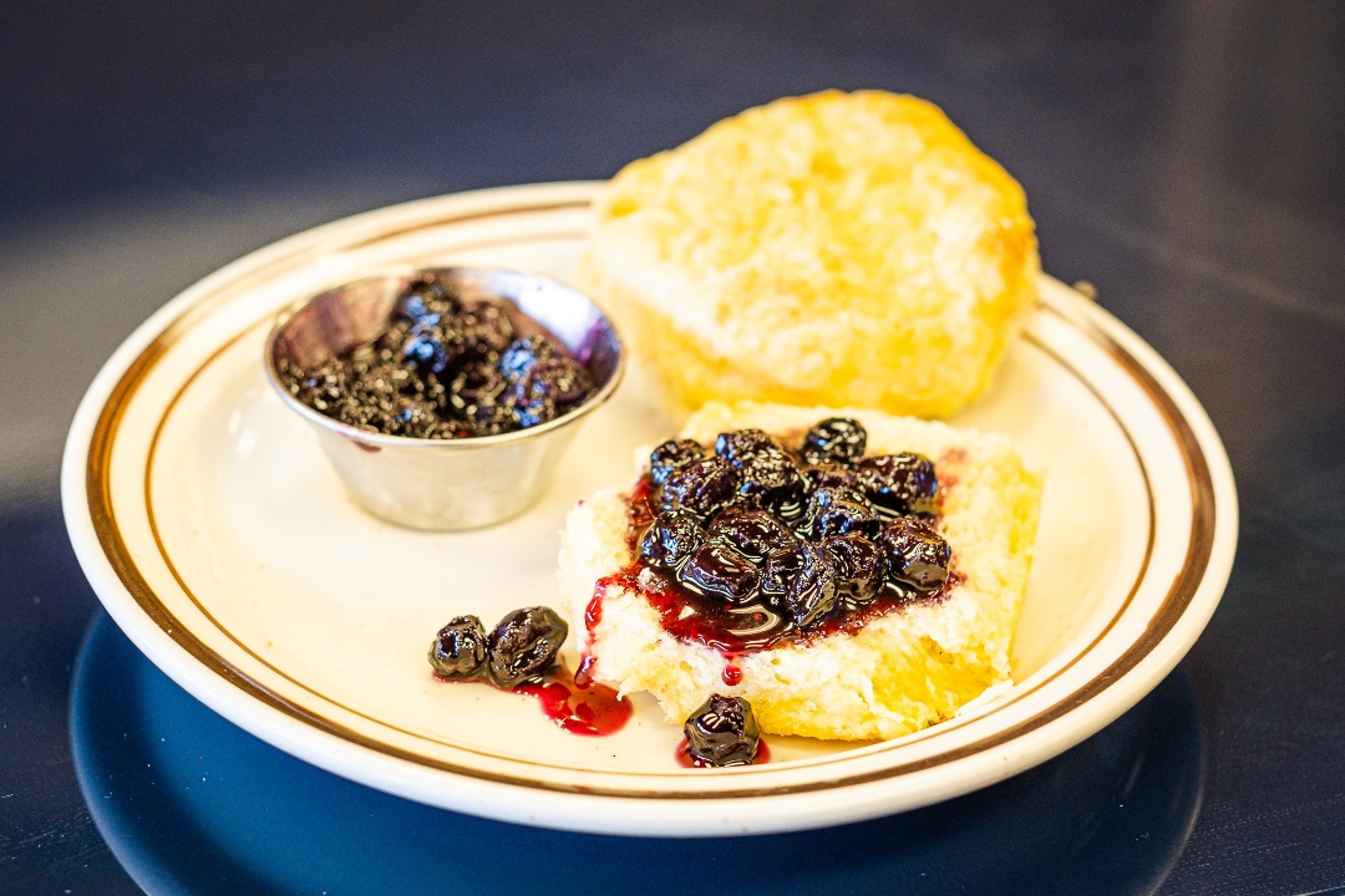 BISCUIT/JAM