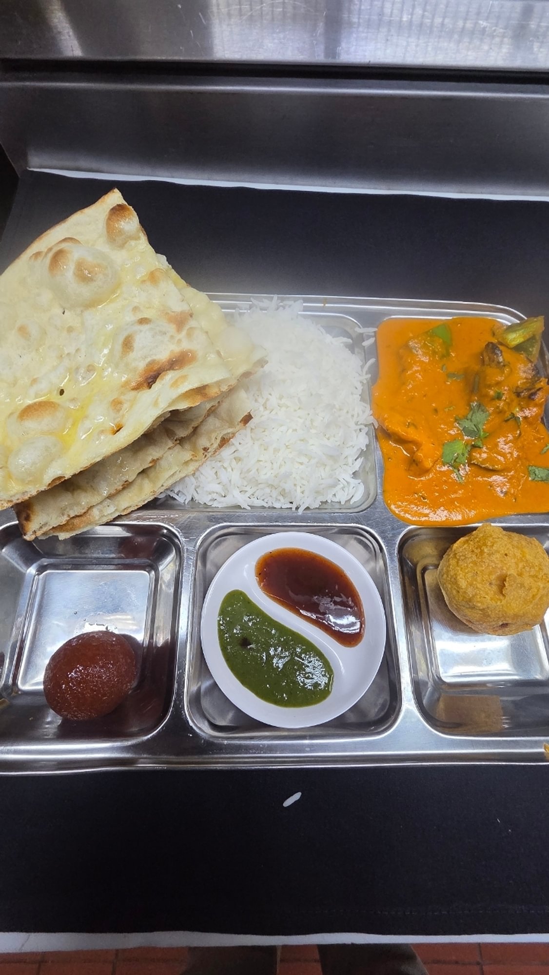 Thaali / Chicken Tikka Masala