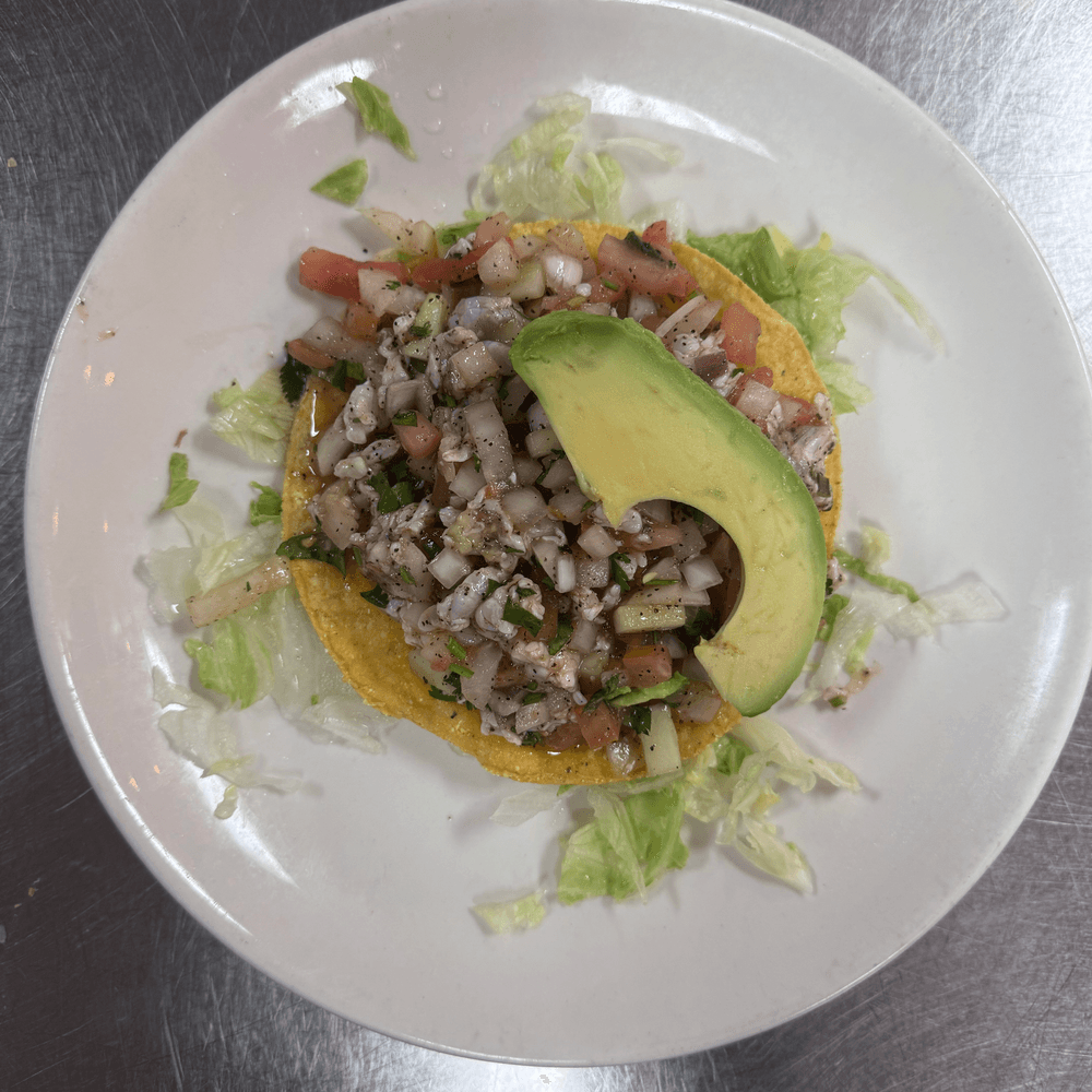 Tostada Ceviche Camaron.