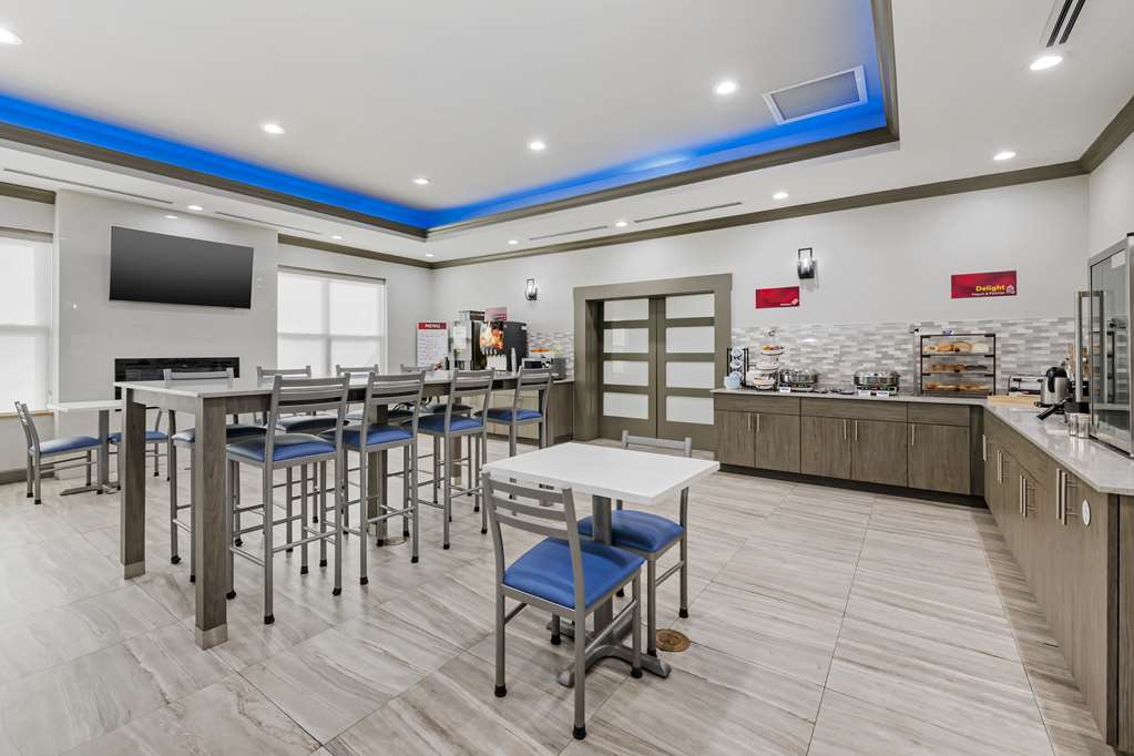 Best Western Plus First Coast Inn & Suites Image