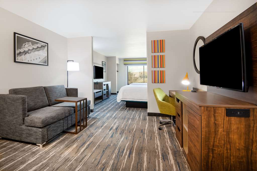 Hampton Inn & Suites Las Vegas-Henderson Image