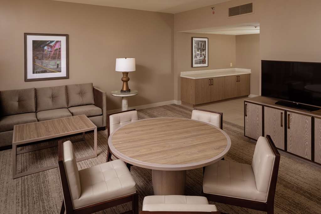 Hilton Birmingham Downtown at UAB Image