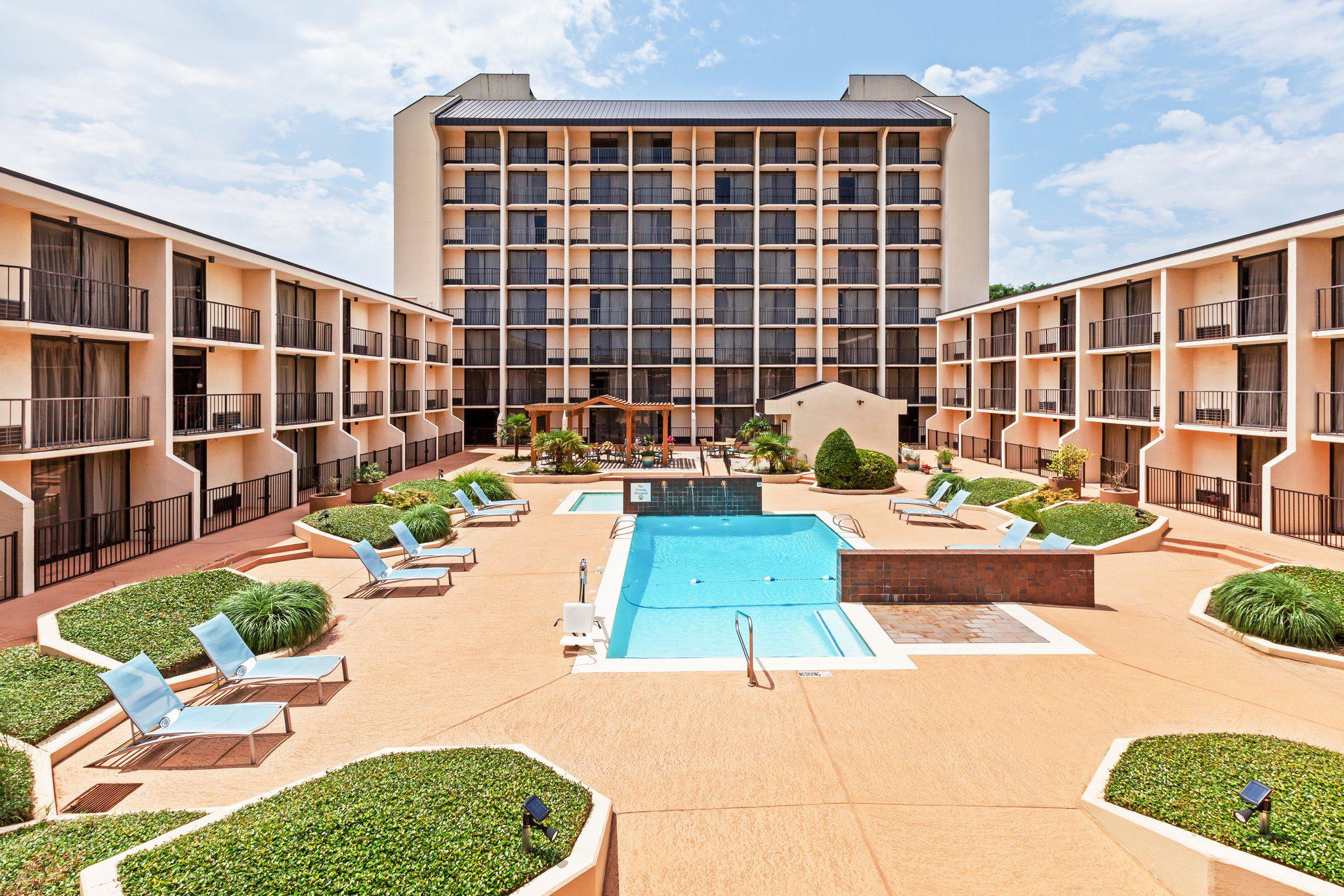 Holiday Inn Tyler - Conference Center Photo