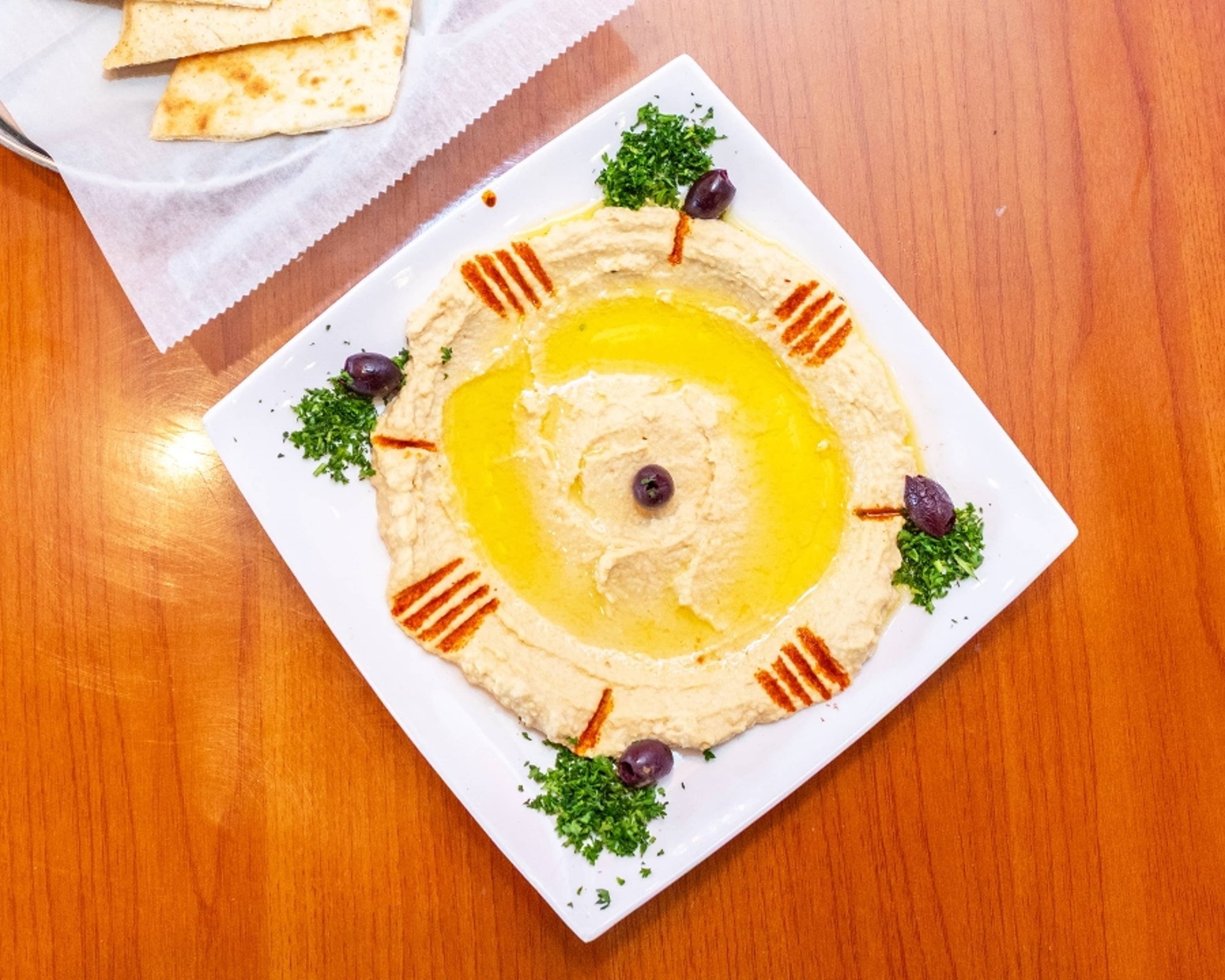 Traditional Hummus