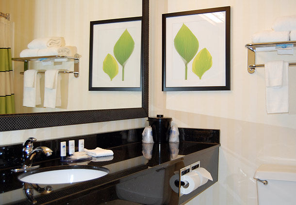 Images Fairfield Inn & Suites by Marriott Omaha East/Council Bluffs, IA