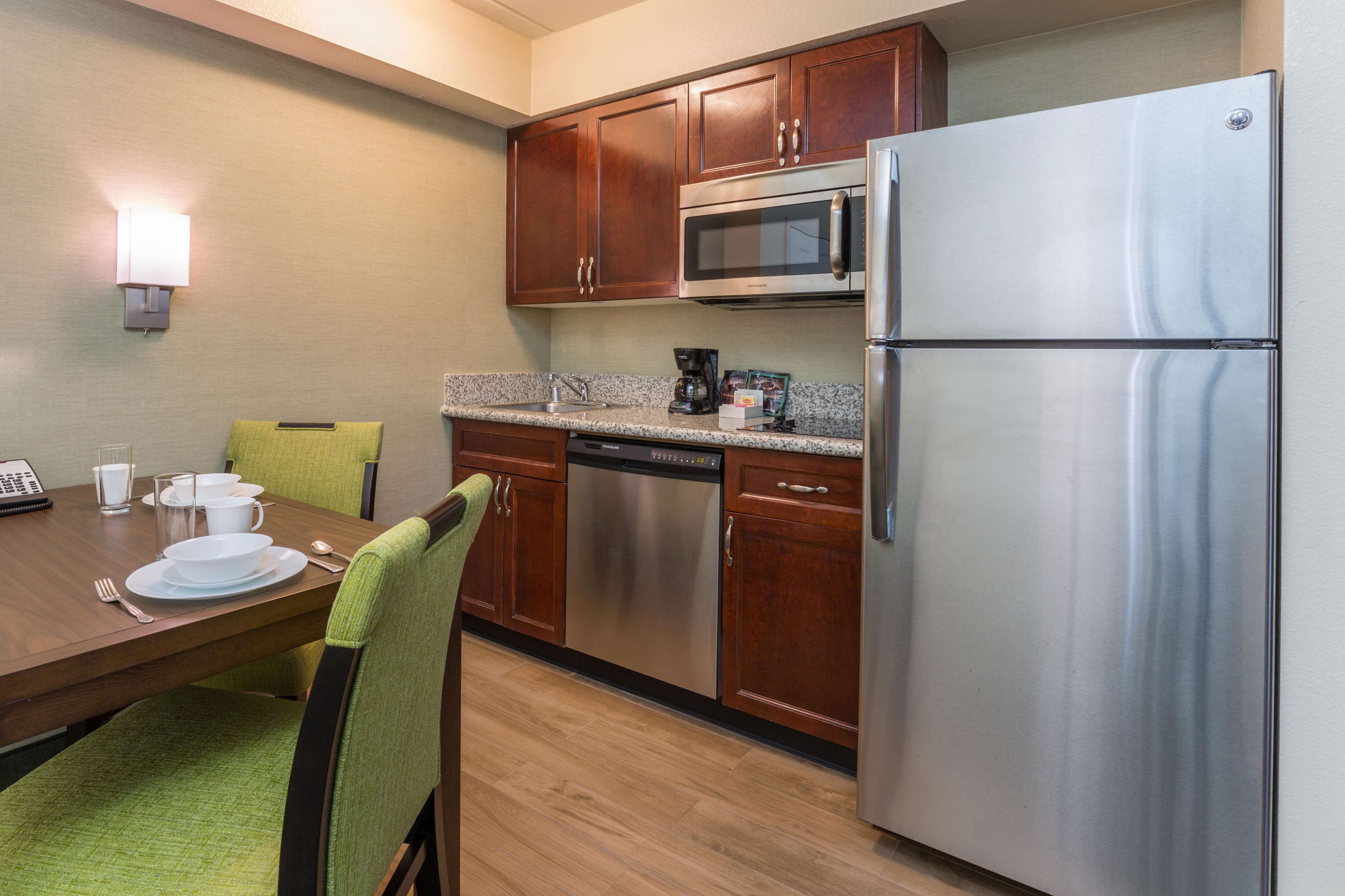 Homewood Suites by Hilton Ft. Worth-North at Fossil Creek Photo