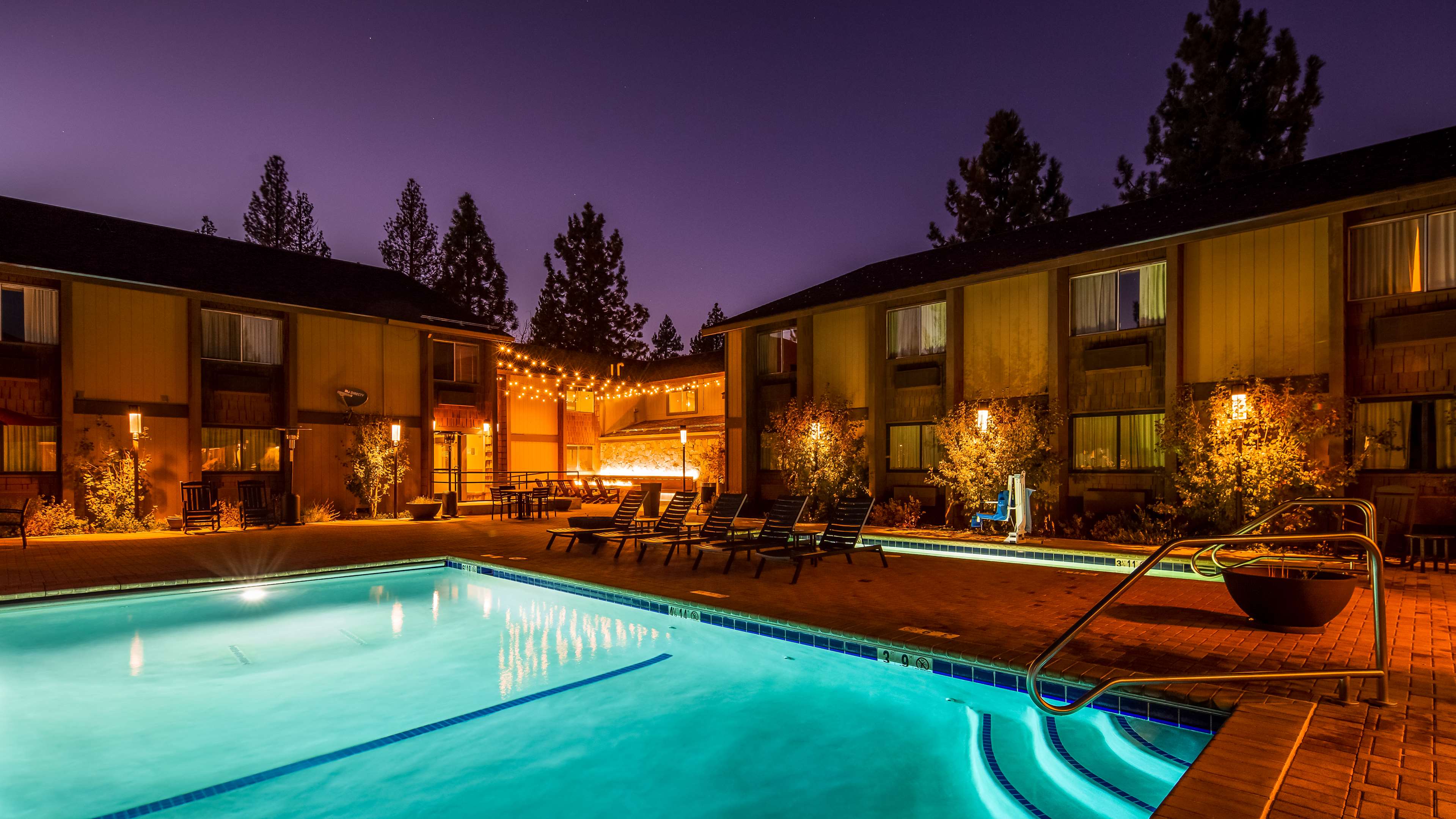 Best Western Plus Truckee-Tahoe Hotel Photo