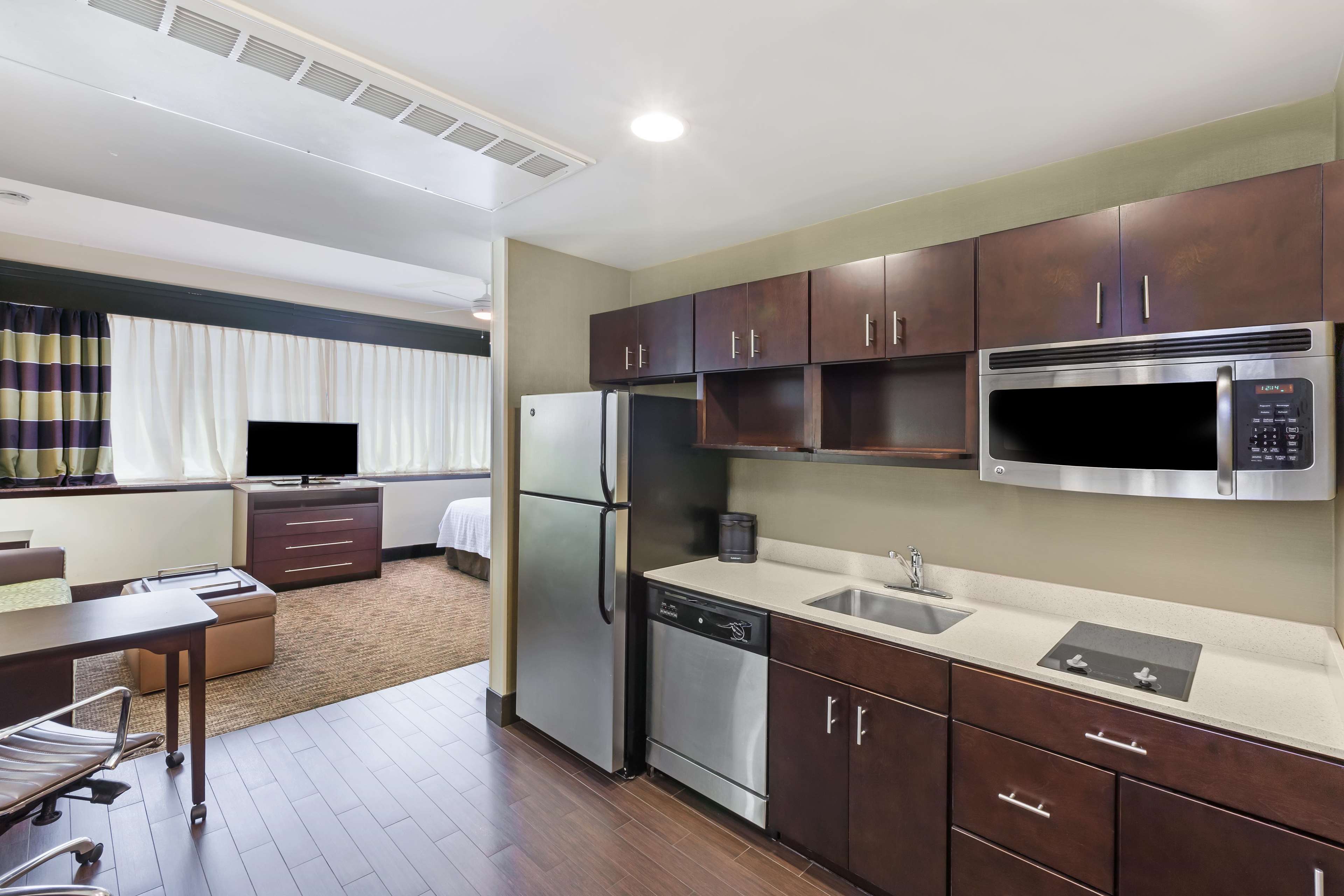 Homewood Suites by Hilton Dallas Downtown, TX Photo