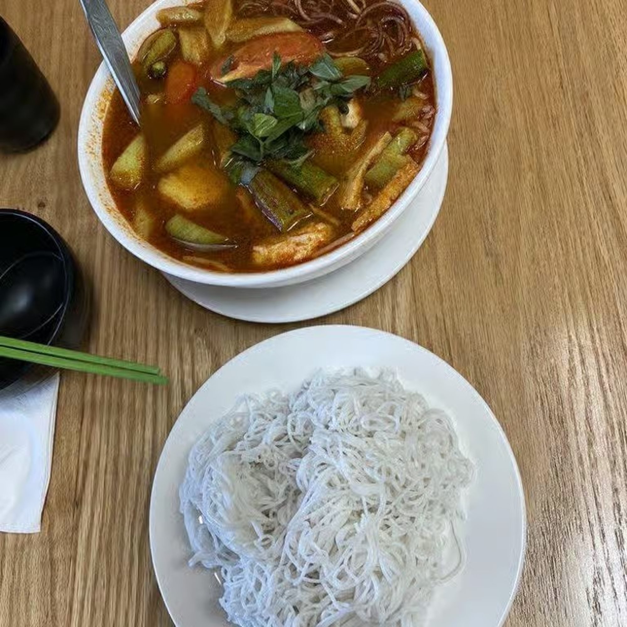H1. Mushroom Hot Pot