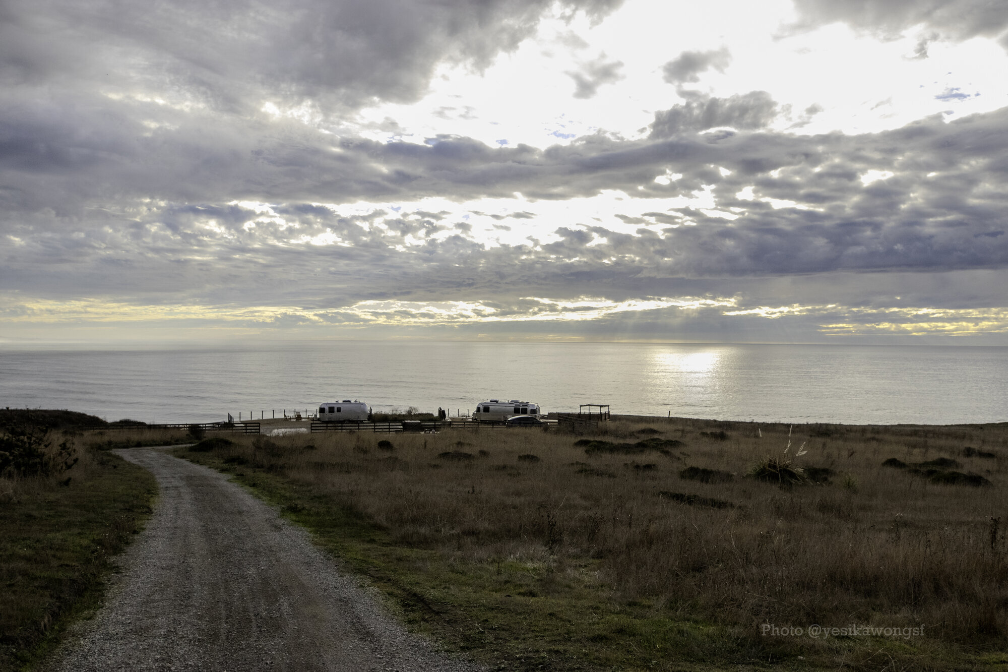 YSIPIX Photography Studio Image