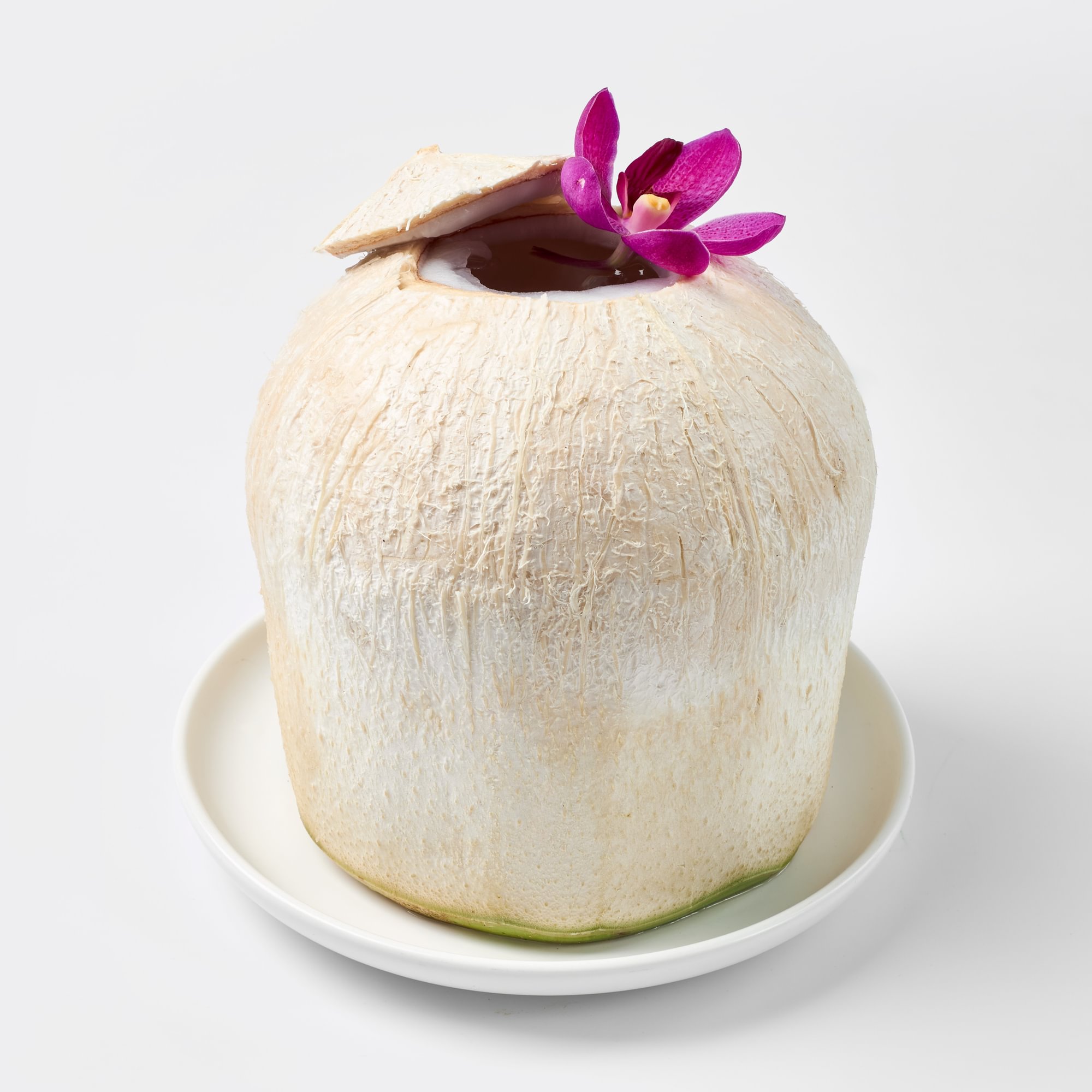 Dừa Tươi – Young Coconut Water