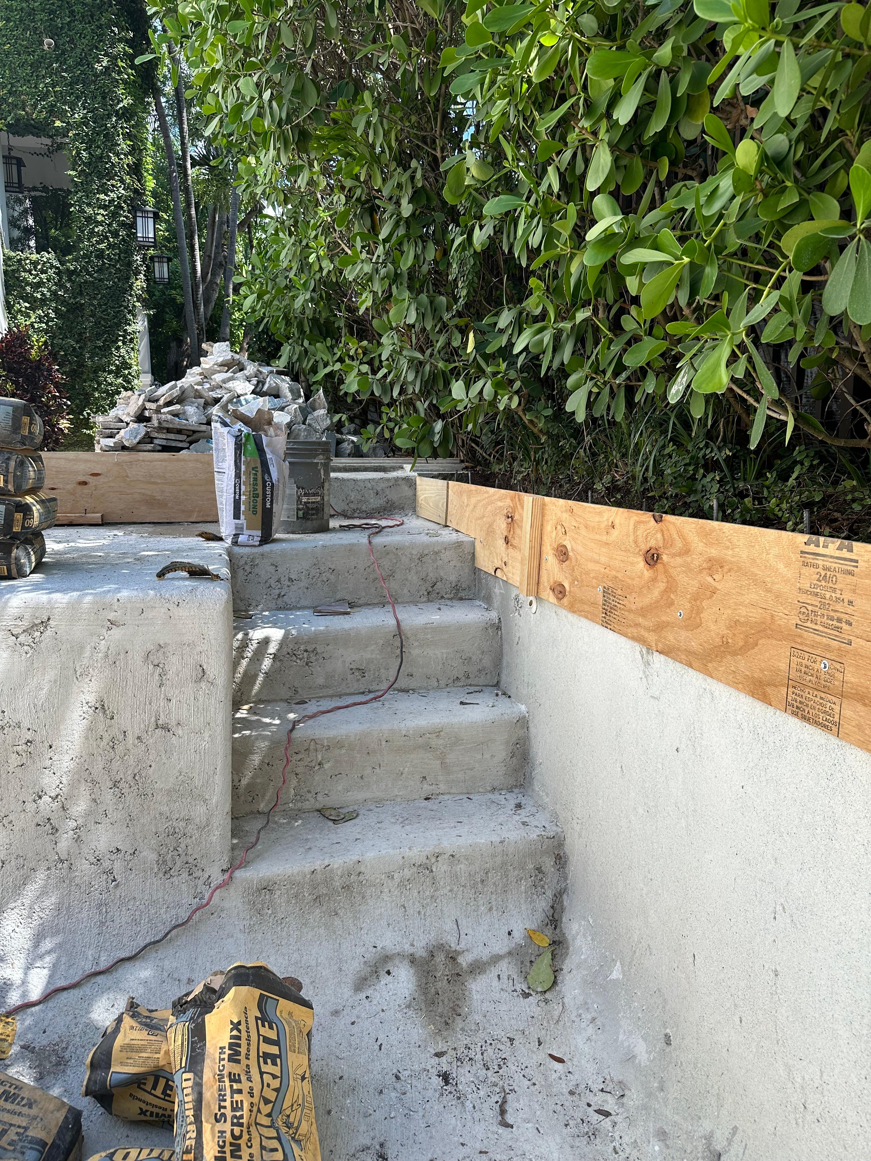 Deep Blue Pool & Spa, INC Image