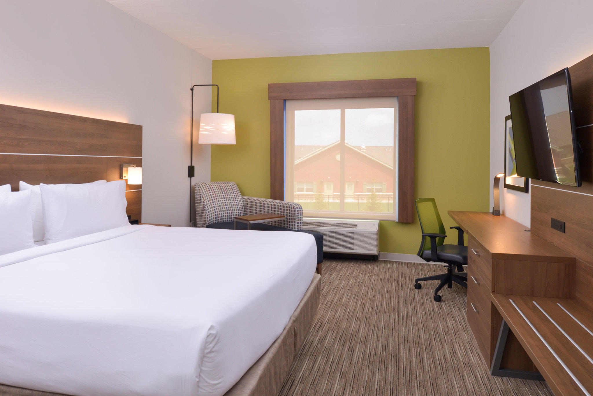 Holiday Inn Express Spring Hill Photo