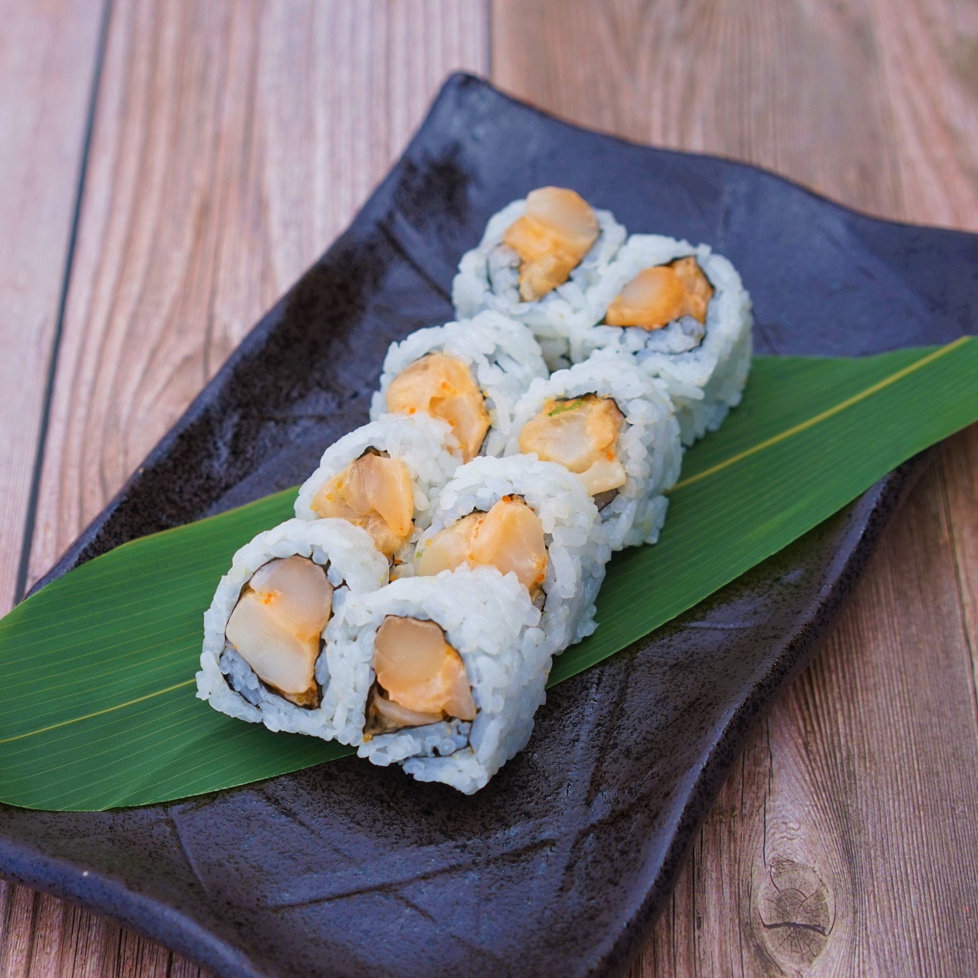 Spicy Scallop Roll