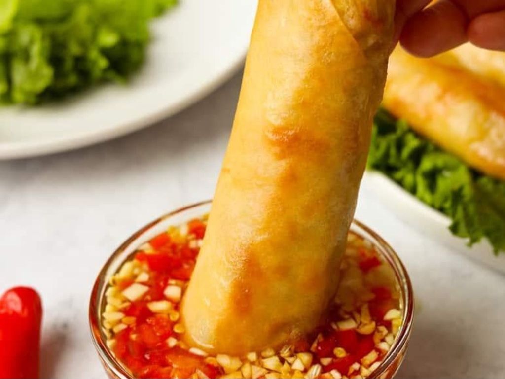 A1. Egg Roll
