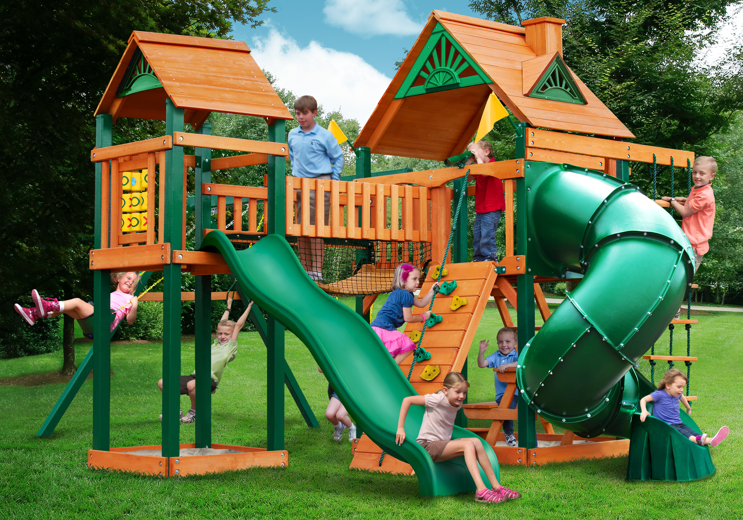 Horizon w/ Clatter Bridge, Tower, & Tube Slide w/ Standard Wood Roof