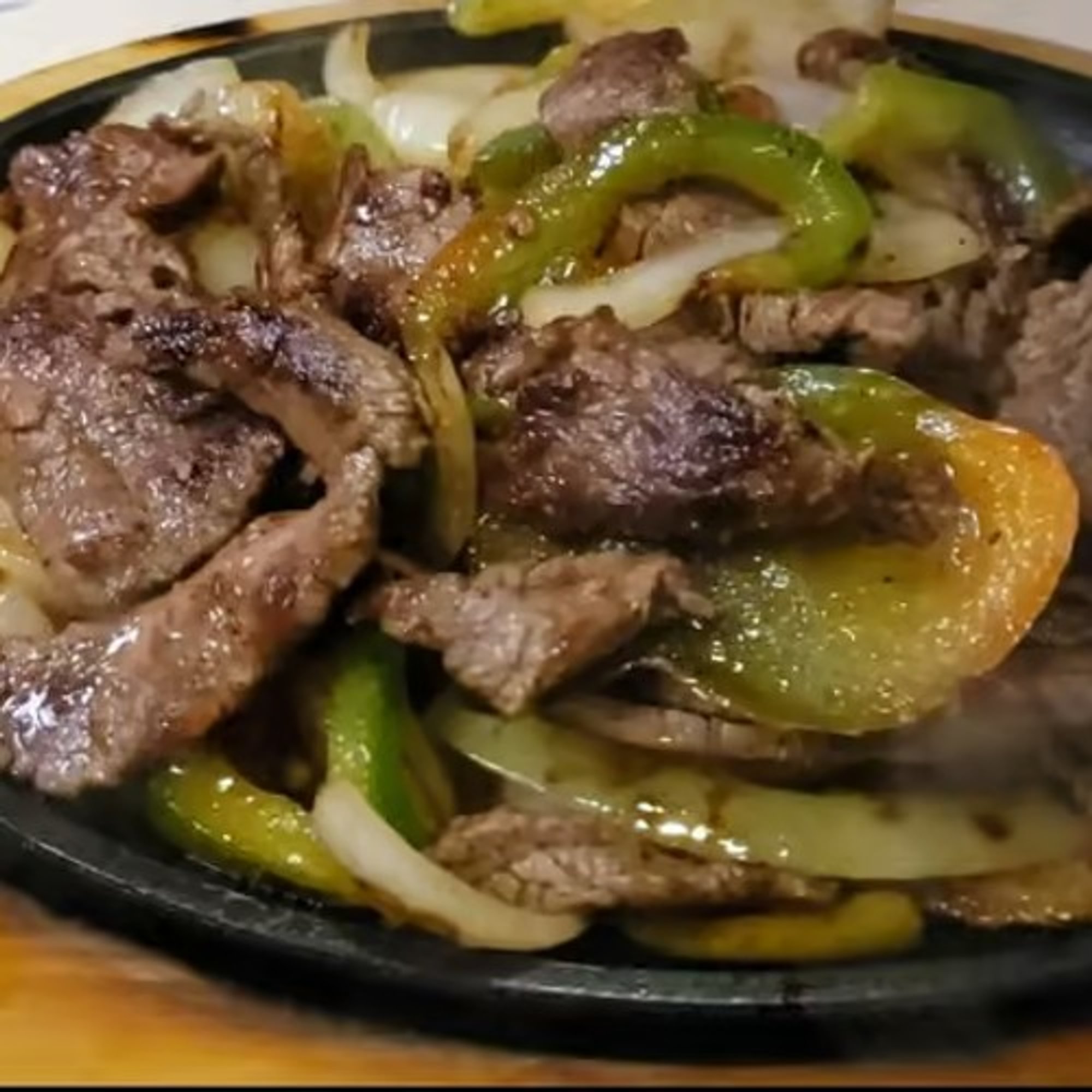 Fajitas De Res O Pollo