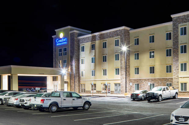 Images Comfort Inn & Suites