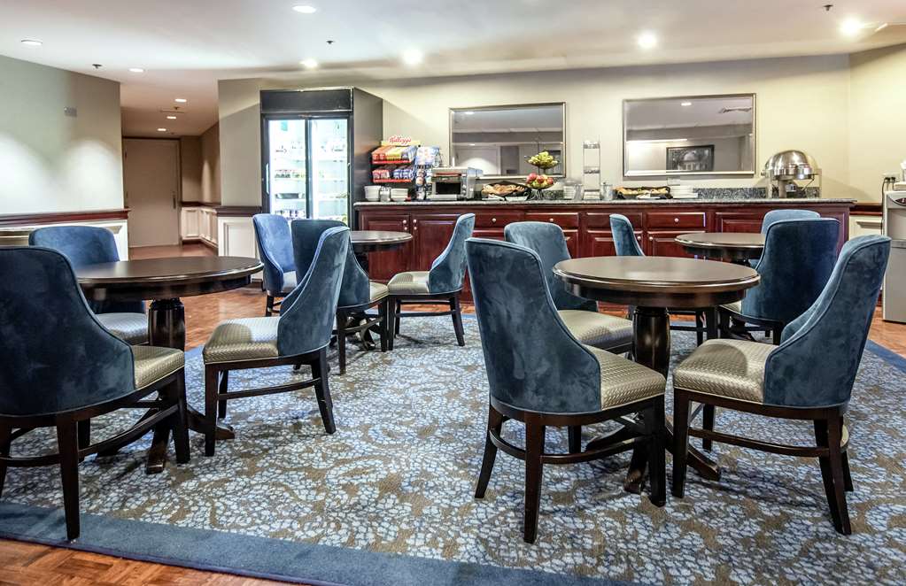 Desmond Hotel Malvern, a DoubleTree by Hilton Image