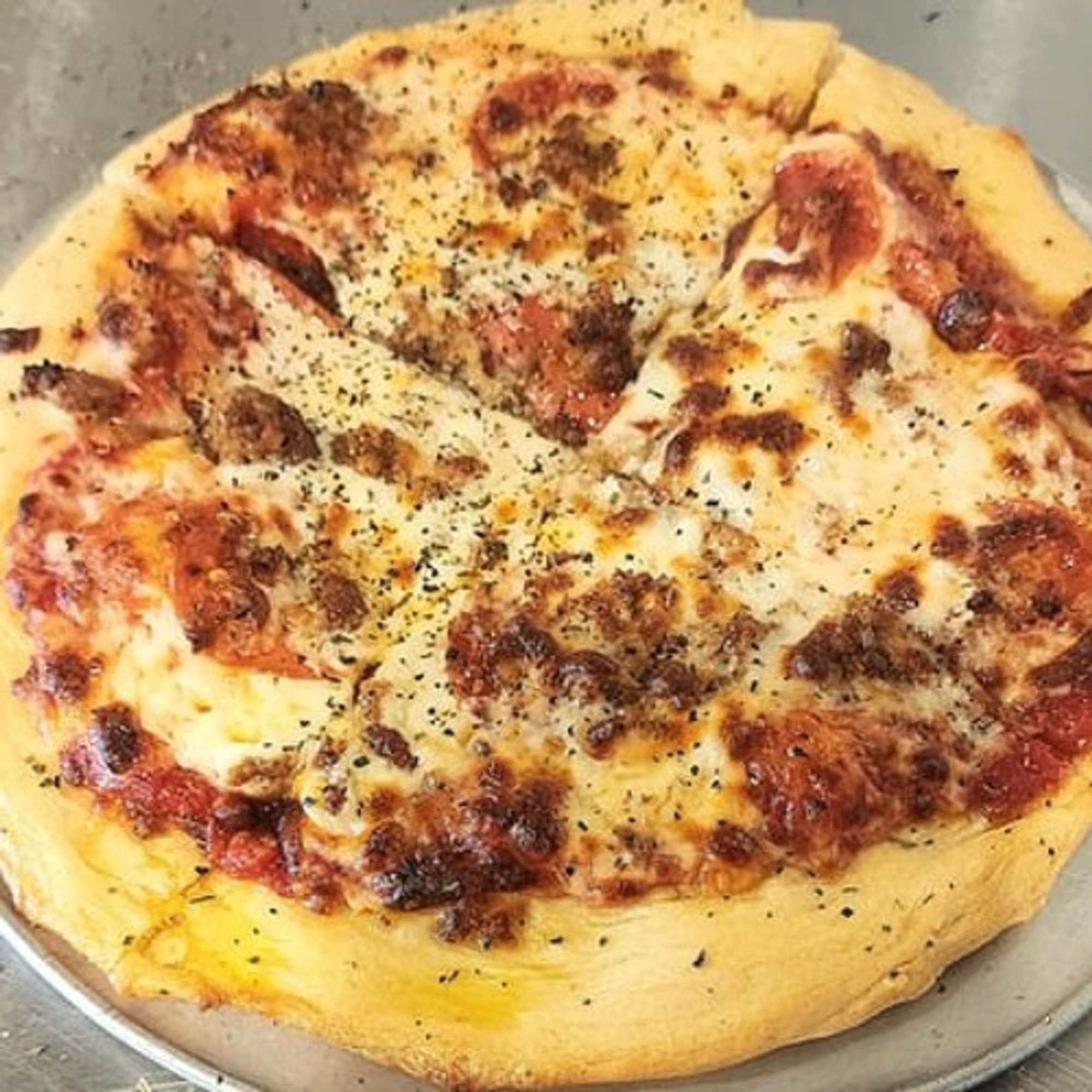 10 inch Personal Pizza (sausage and pepperoni)