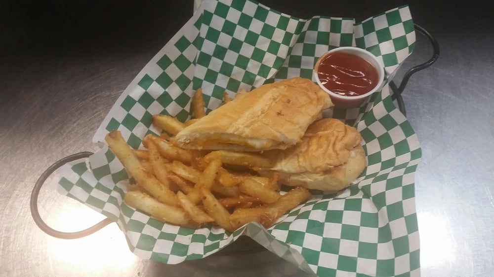 KID'S GRILLED CHEESE SANDWICH