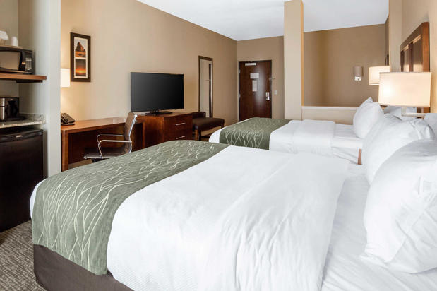 Images Comfort Inn & Suites