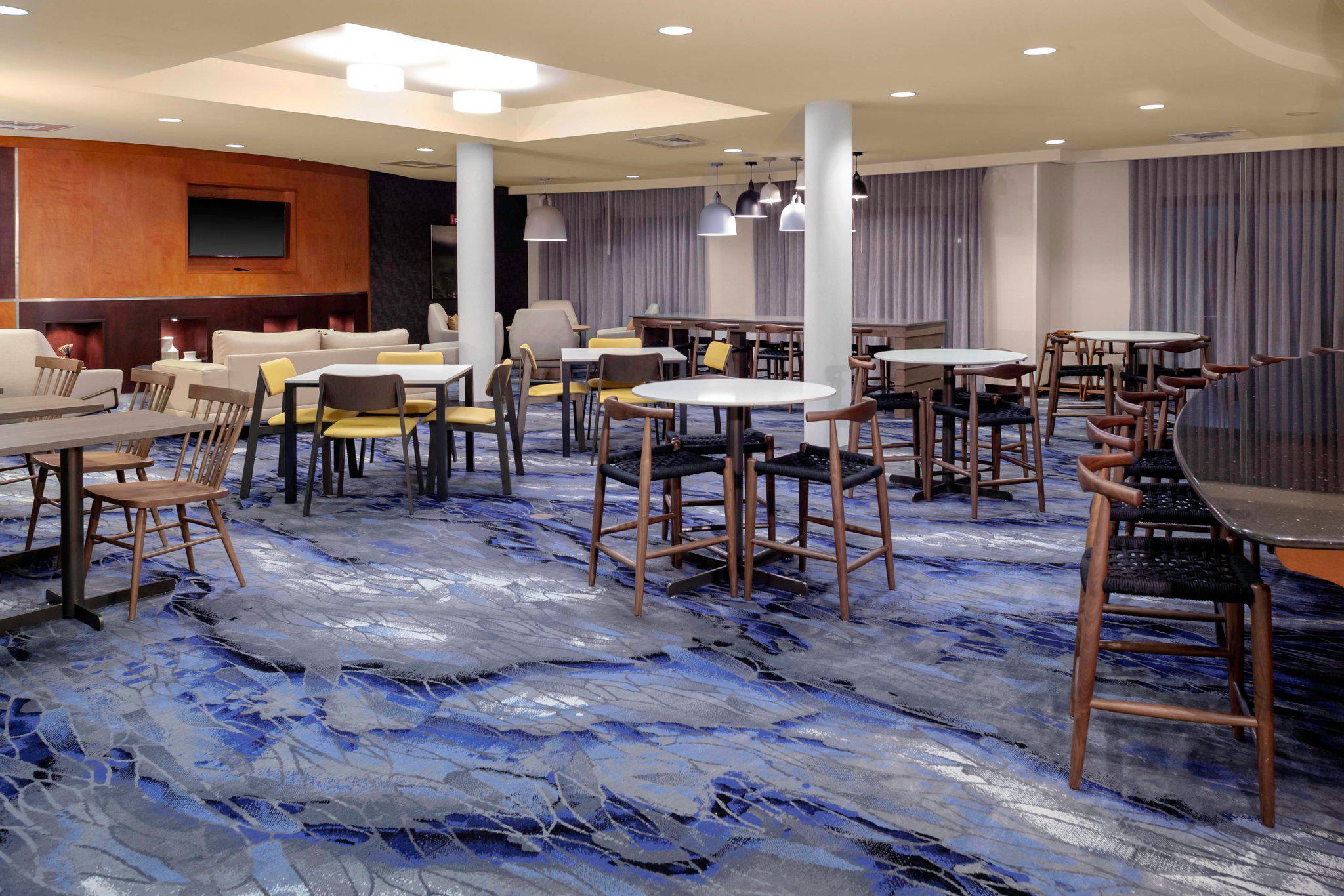 Fairfield Inn & Suites by Marriott Charlotte Matthews Photo