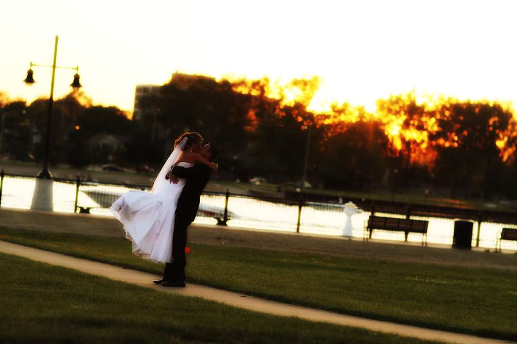 DoubleTree by Hilton Hotel Bay City - Riverfront Image