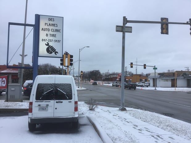 Images Des Plaines Auto Clinic & Tire