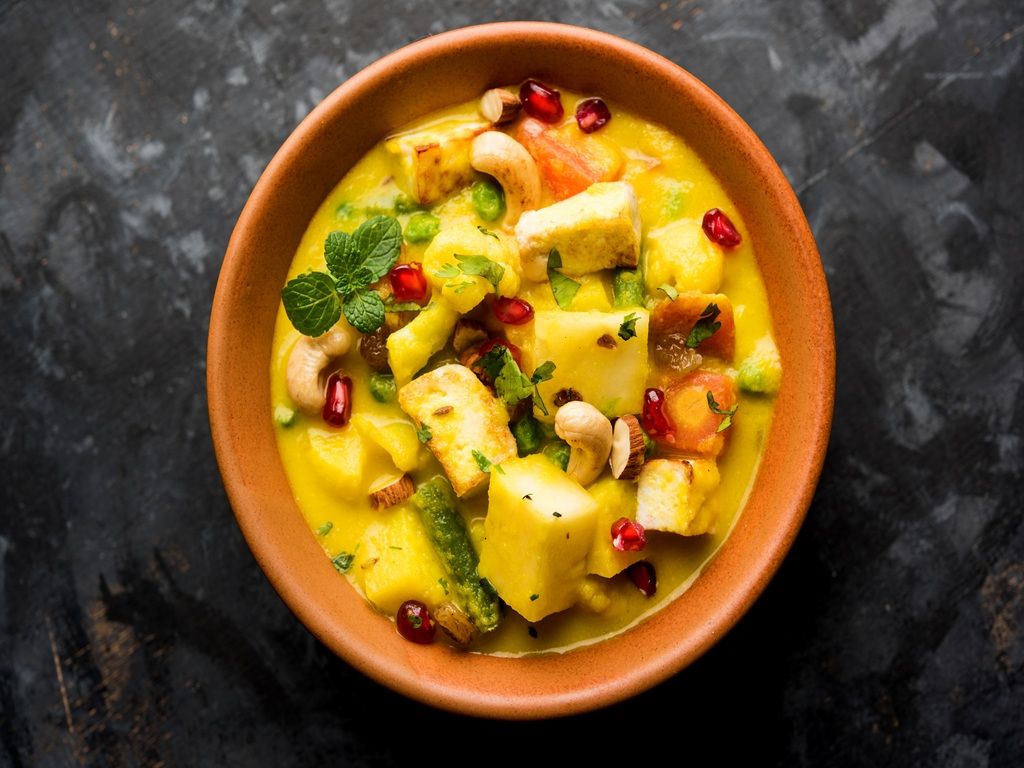 NAVARATAN KORMA
