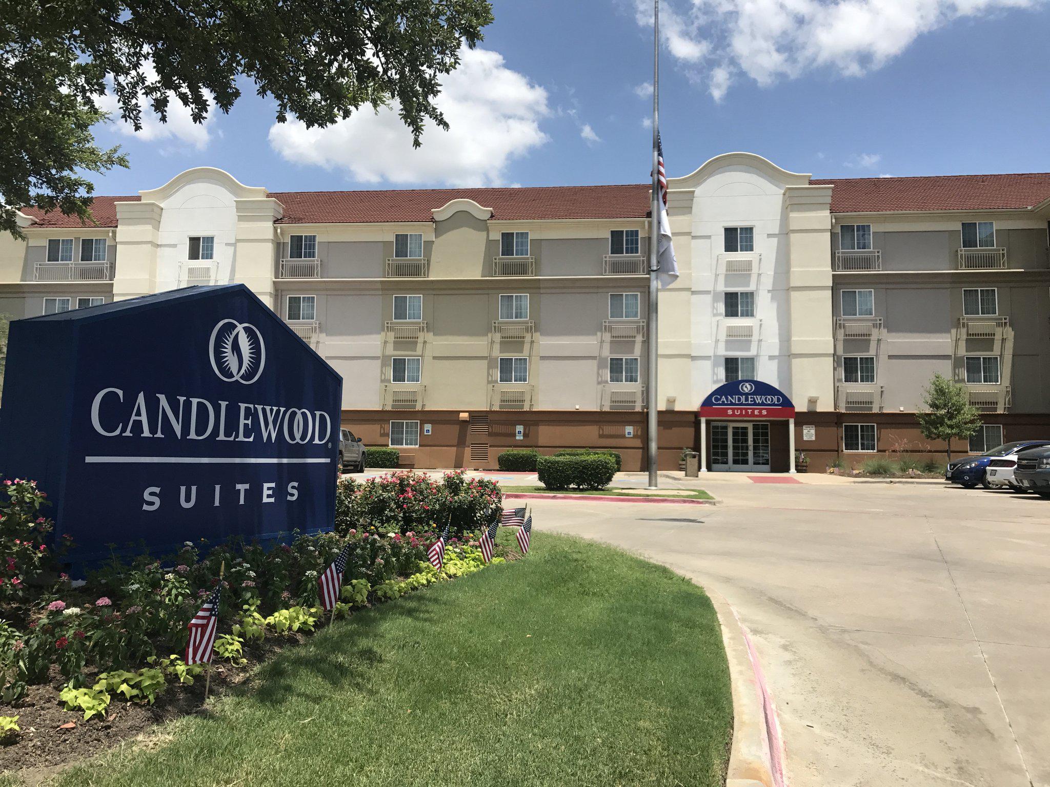 Candlewood Suites Dallas-Las Colinas Photo