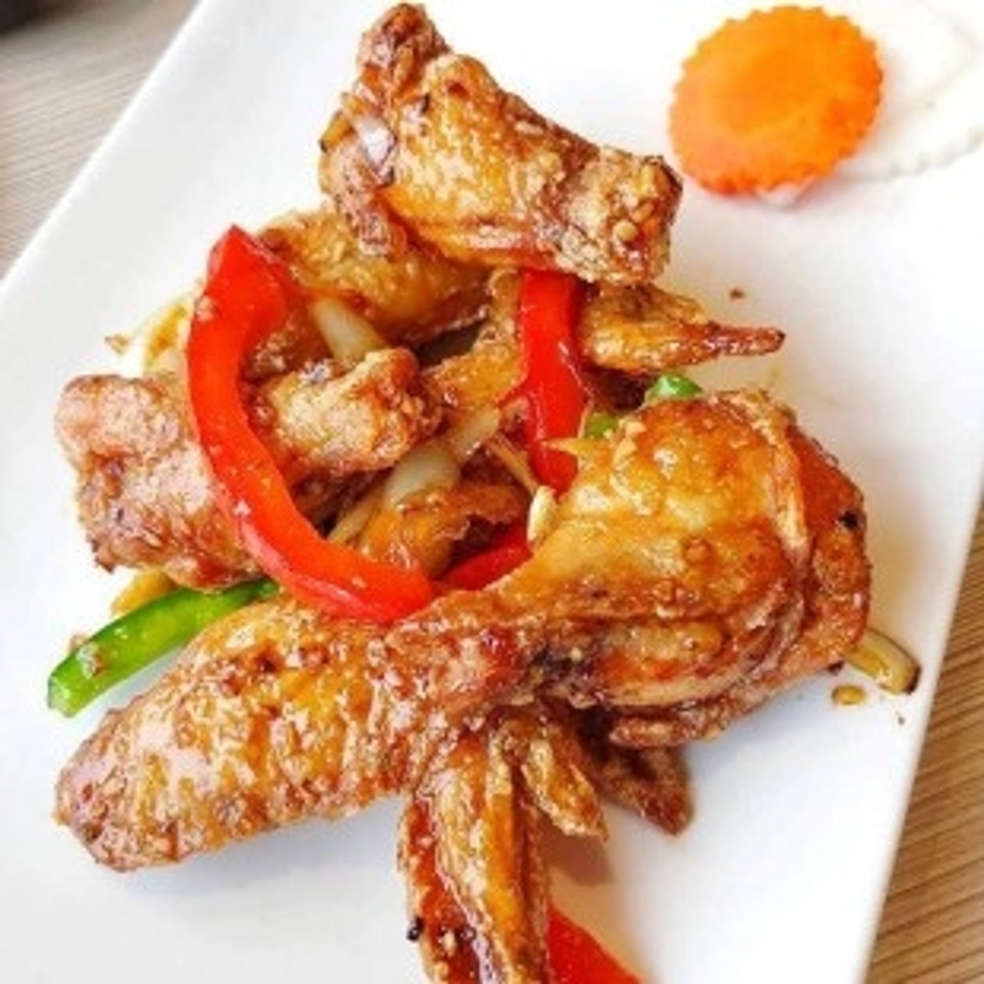 Fish Sauce Chicken Wings – Cánh Gà Chiên Nước Mắm (8 pcs)