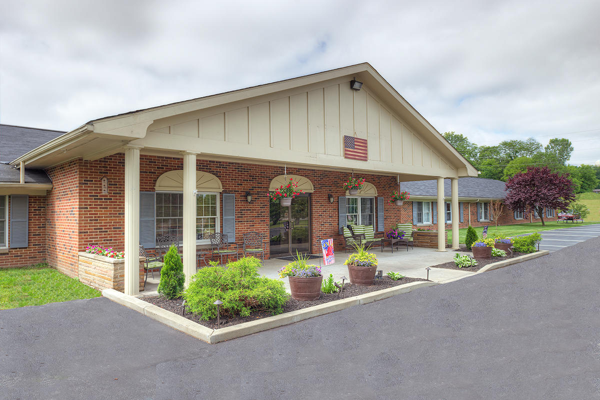 Salem West Healthcare Center Photo