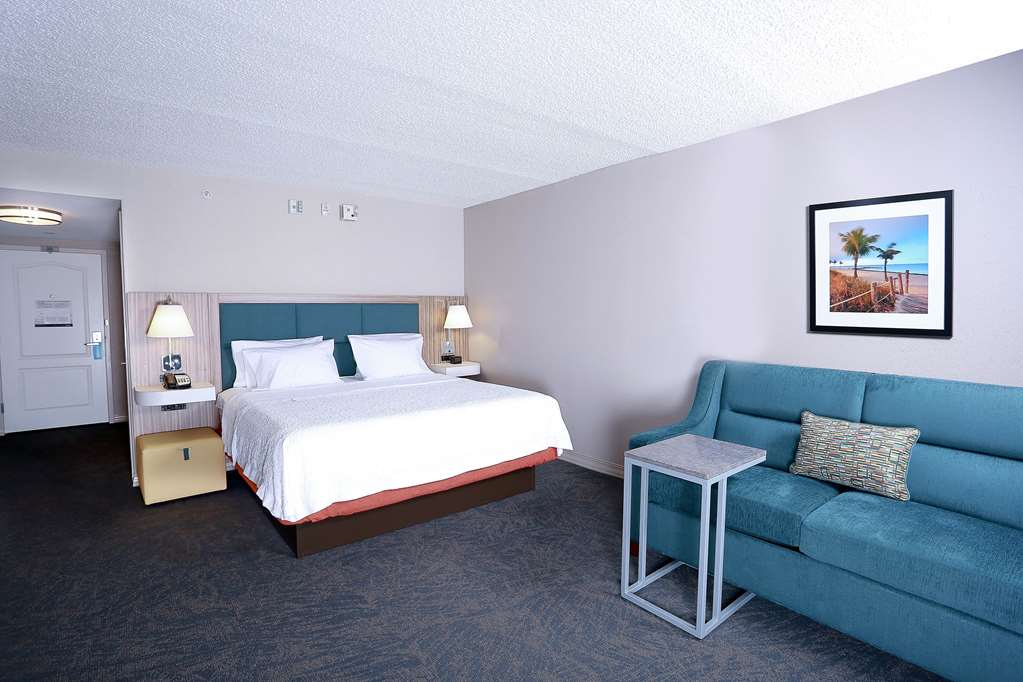 Hampton Inn & Suites Tampa-Wesley Chapel Image