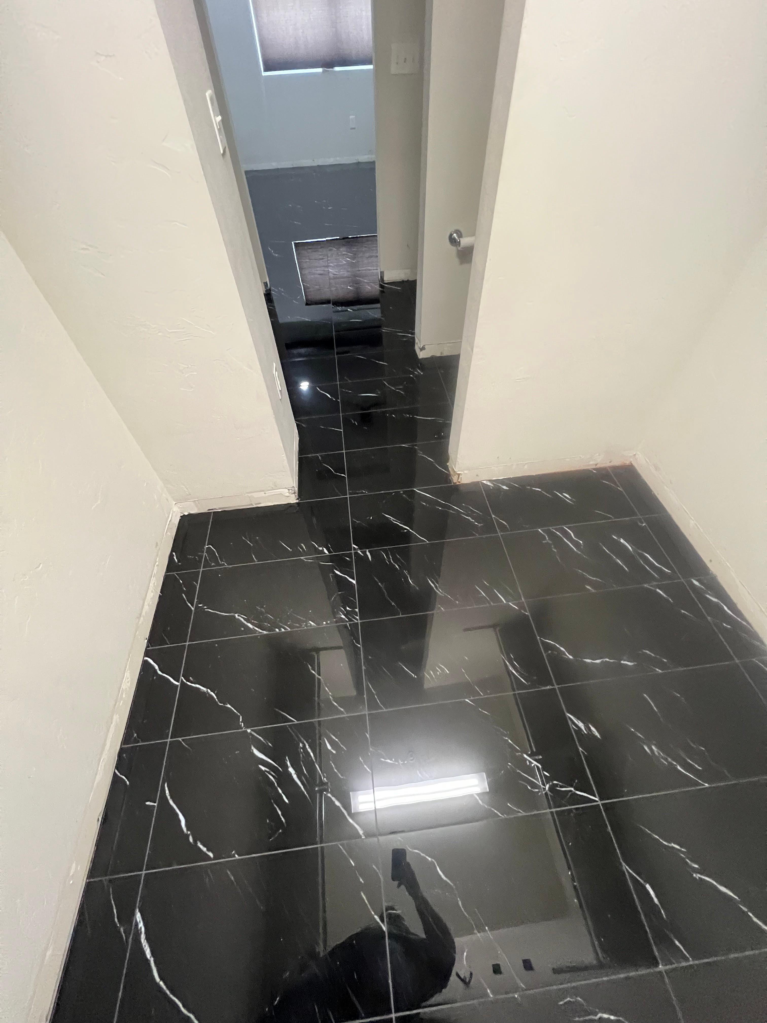 Echo Tile and Stone Image