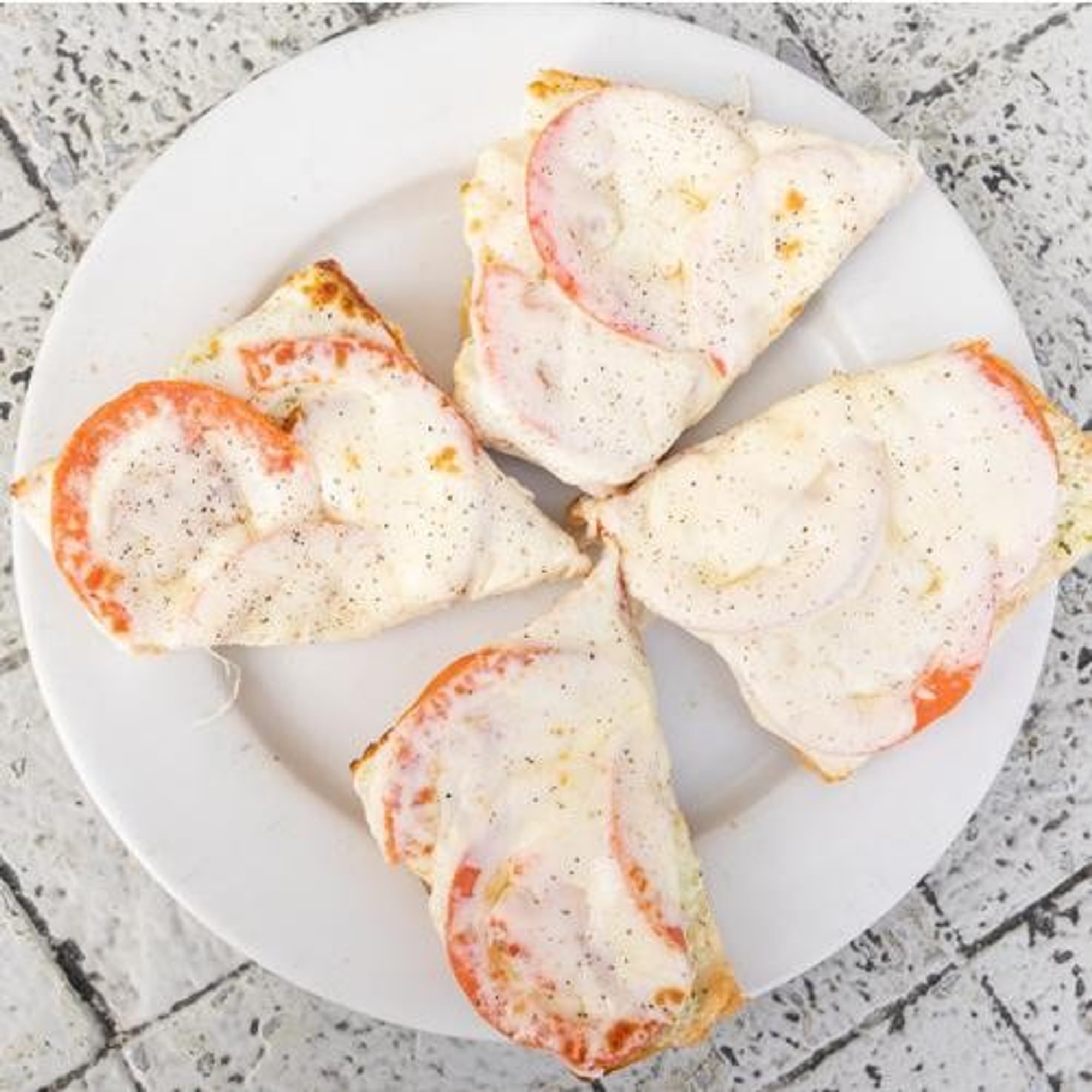 Pesto Tomato Mozzarella Melt
