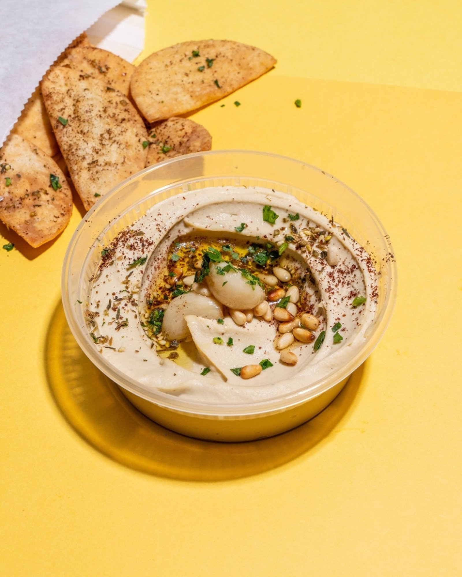 Roasted garlic and zaatar hummus