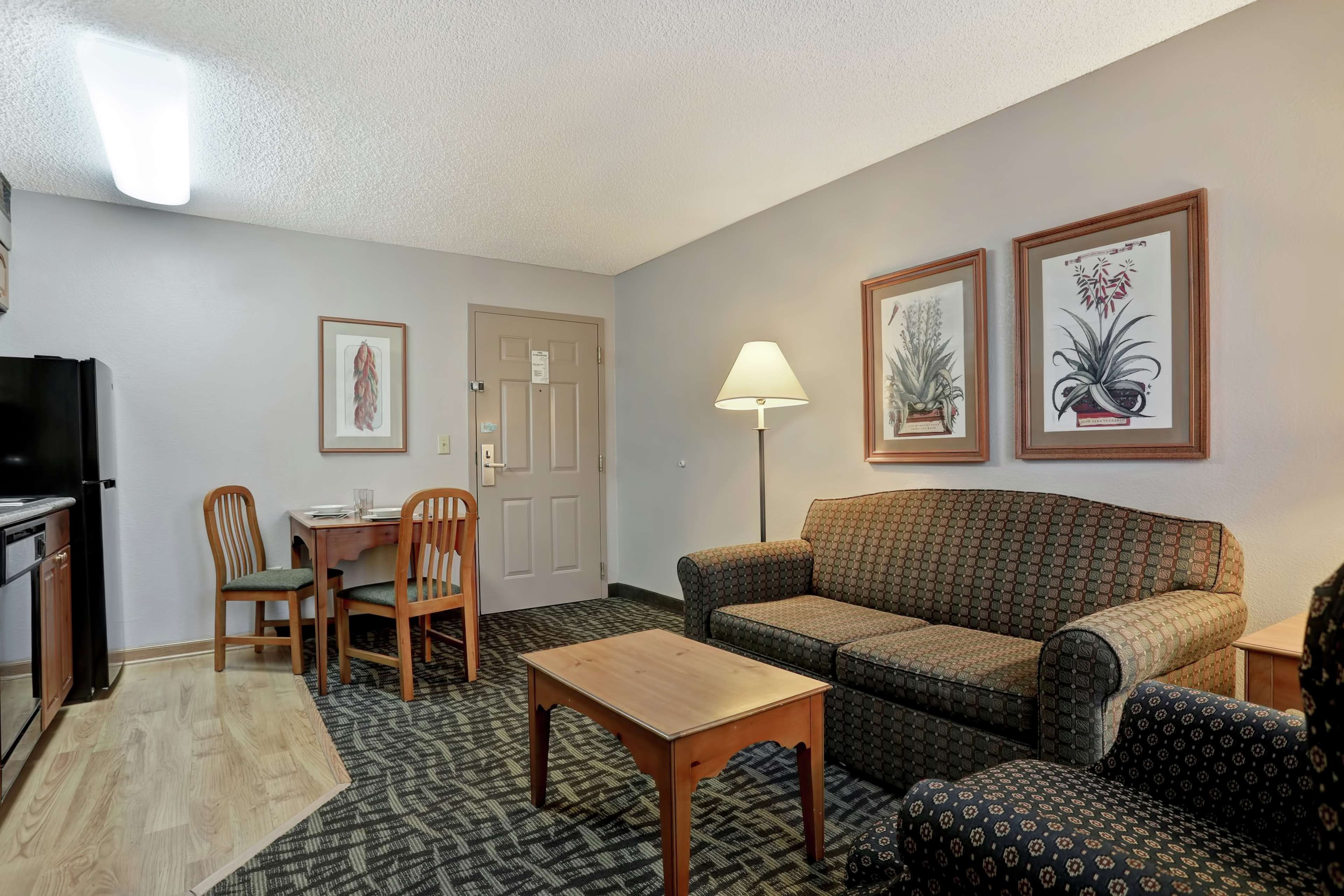 Homewood Suites by Hilton Phoenix/Scottsdale Photo