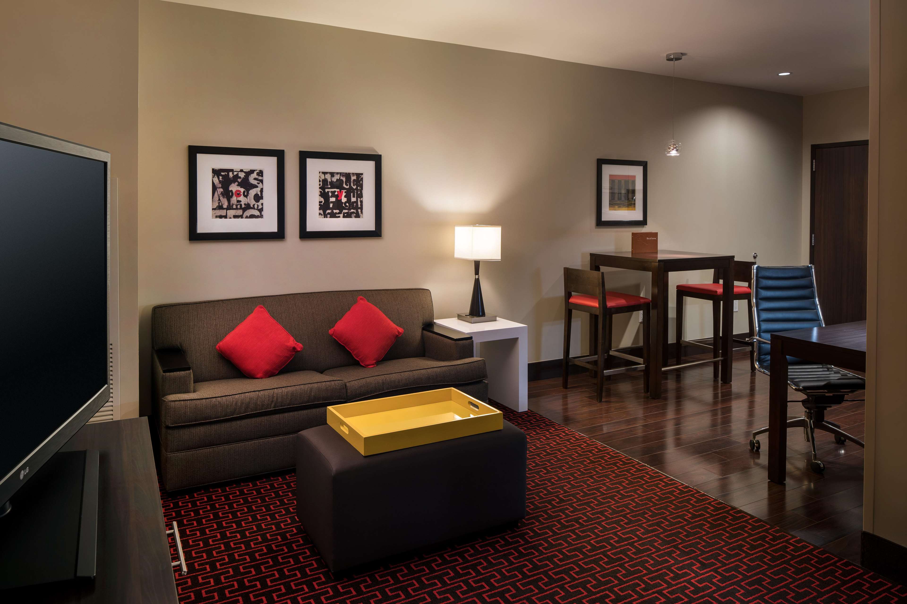 Homewood Suites by Hilton Denver Downtown-Convention Center, CO Photo