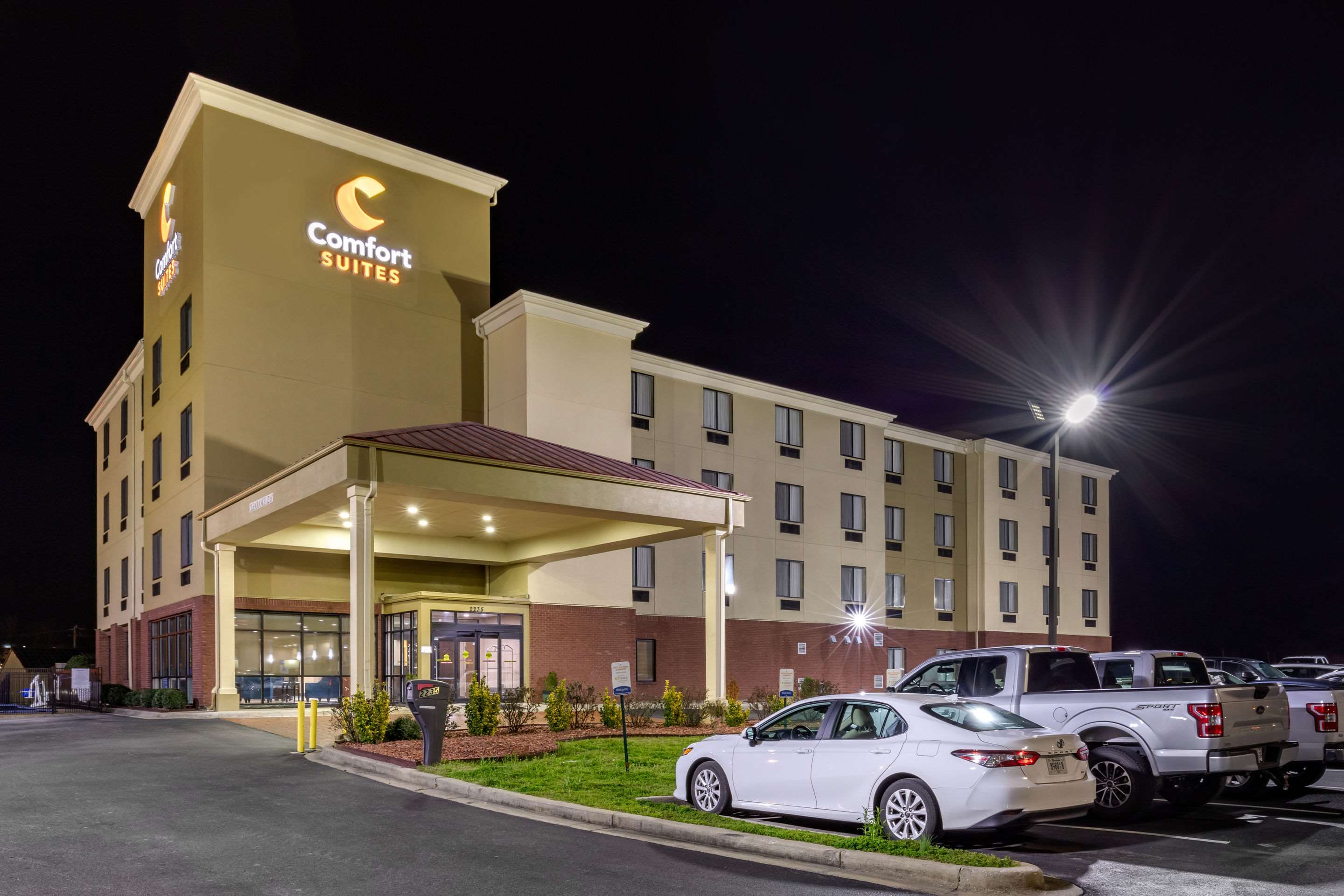 Comfort Suites Pelham Hoover I-65 Photo