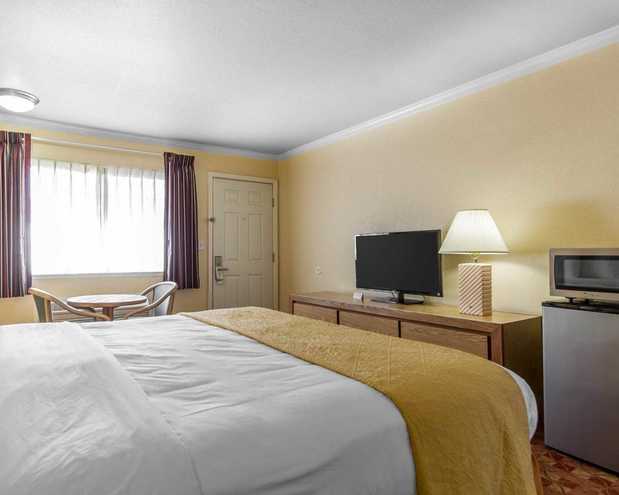 Images Quality Inn
