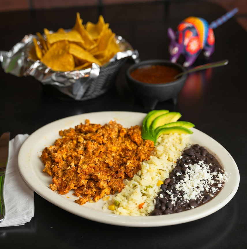 Huevos revueltos con chorizo