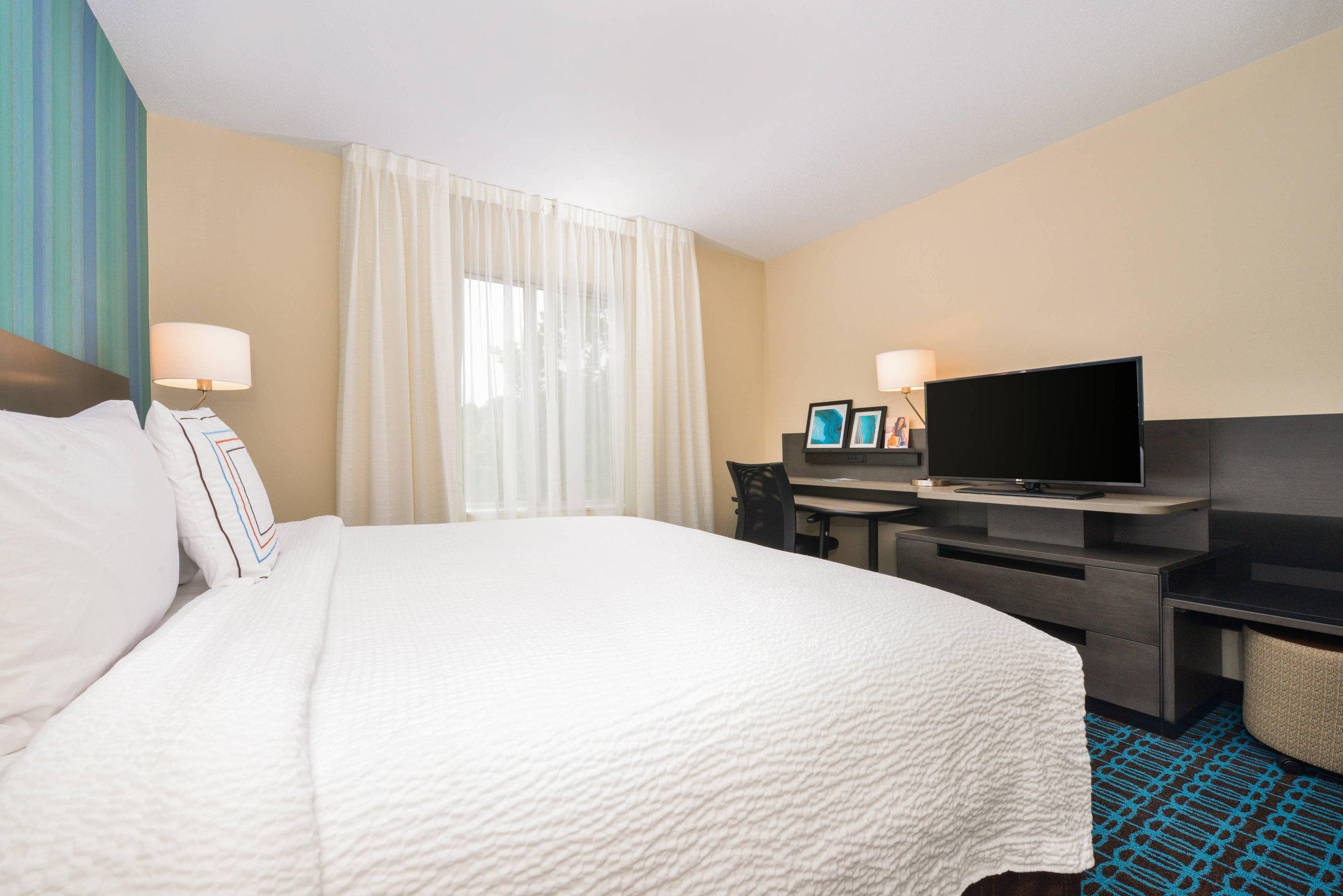 Fairfield Inn & Suites by Marriott Raleigh Cary Photo