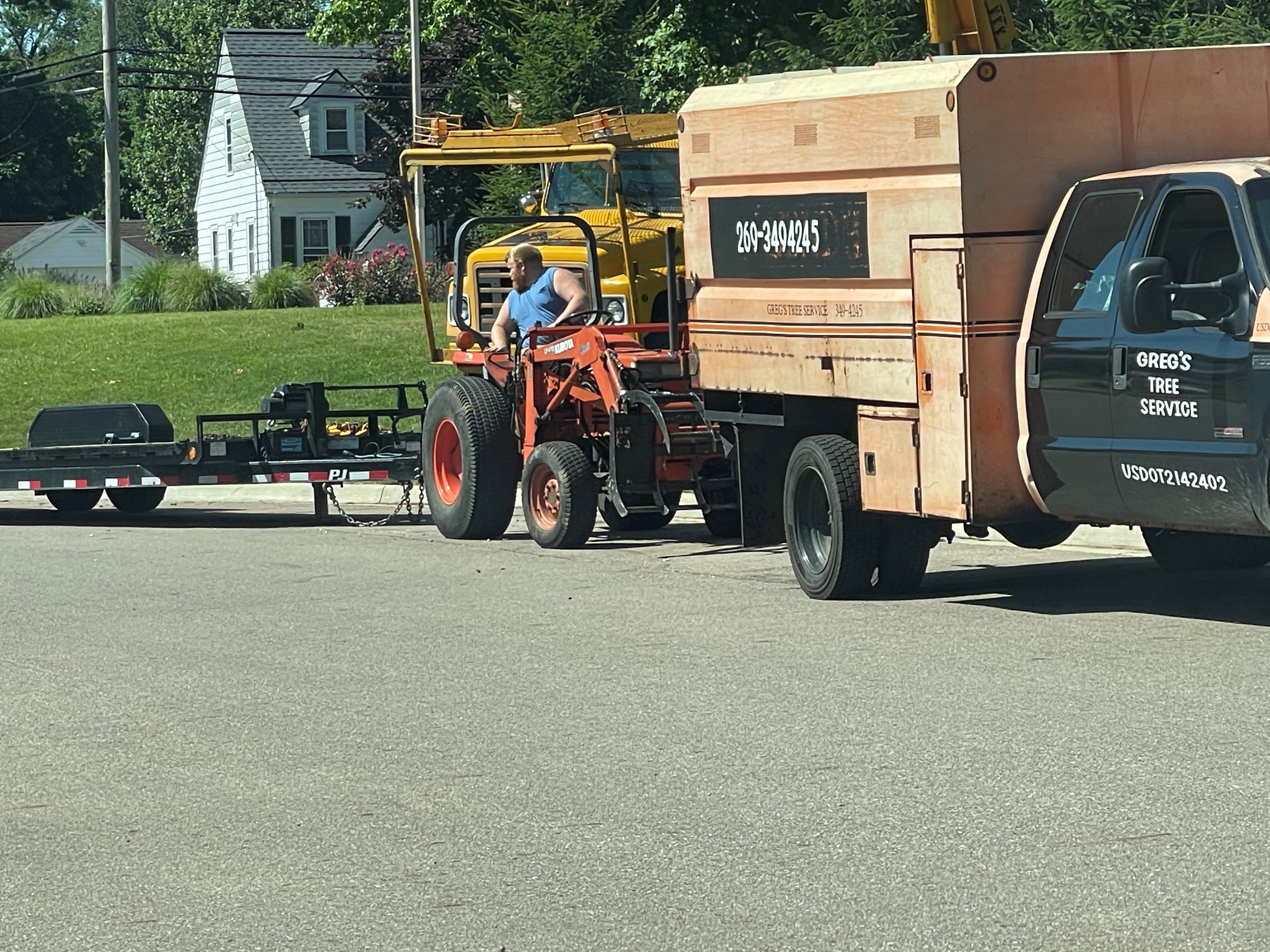 Greg's Tree Service Image