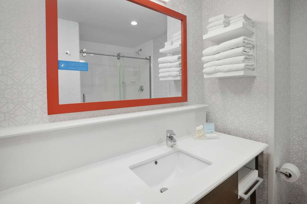 Hampton Inn & Suites Grandville Grand Rapids South Image