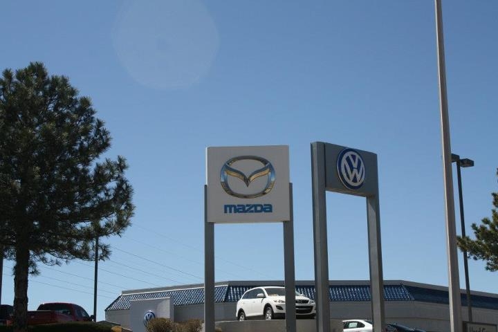 University Volkswagen Mazda Photo