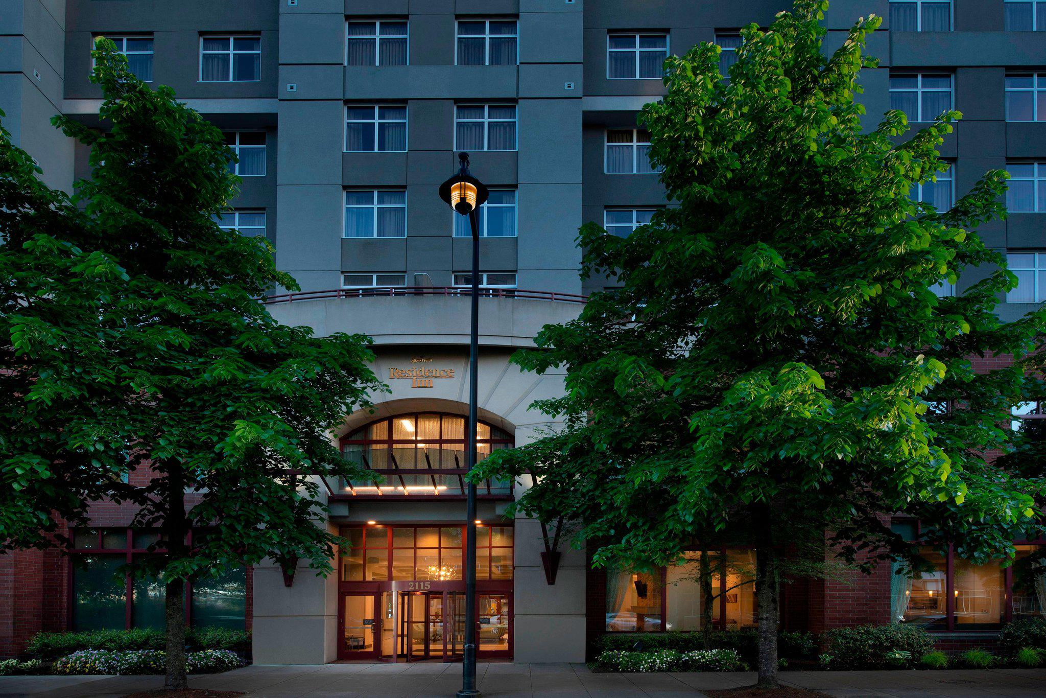 Residence Inn by Marriott Portland Downtown/RiverPlace Photo