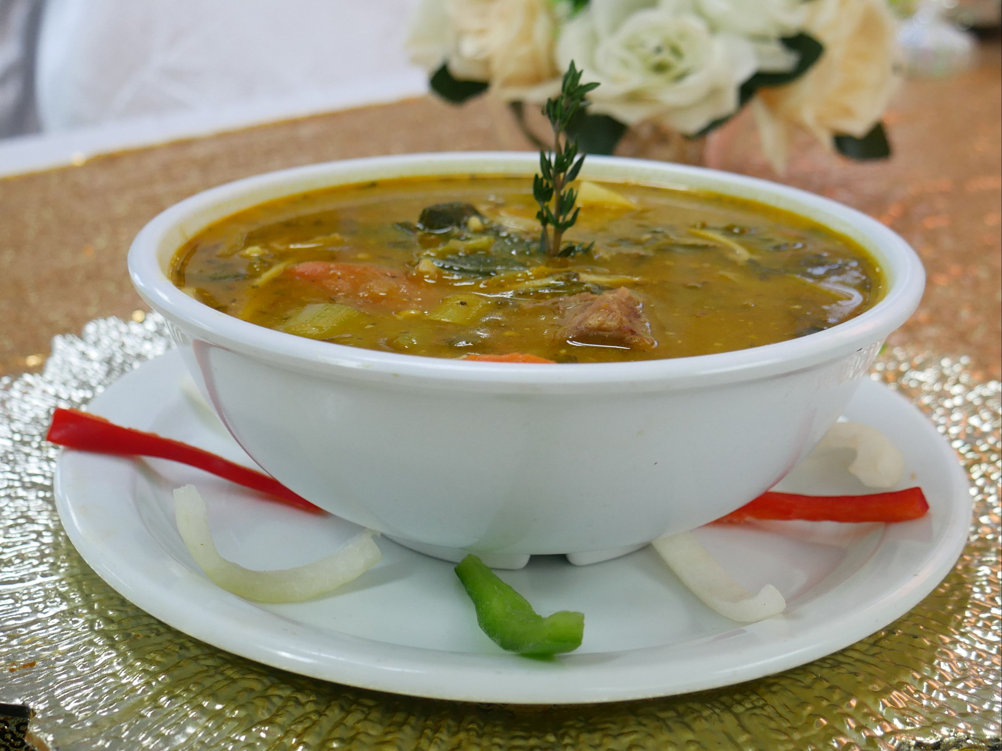 Large Bouillon