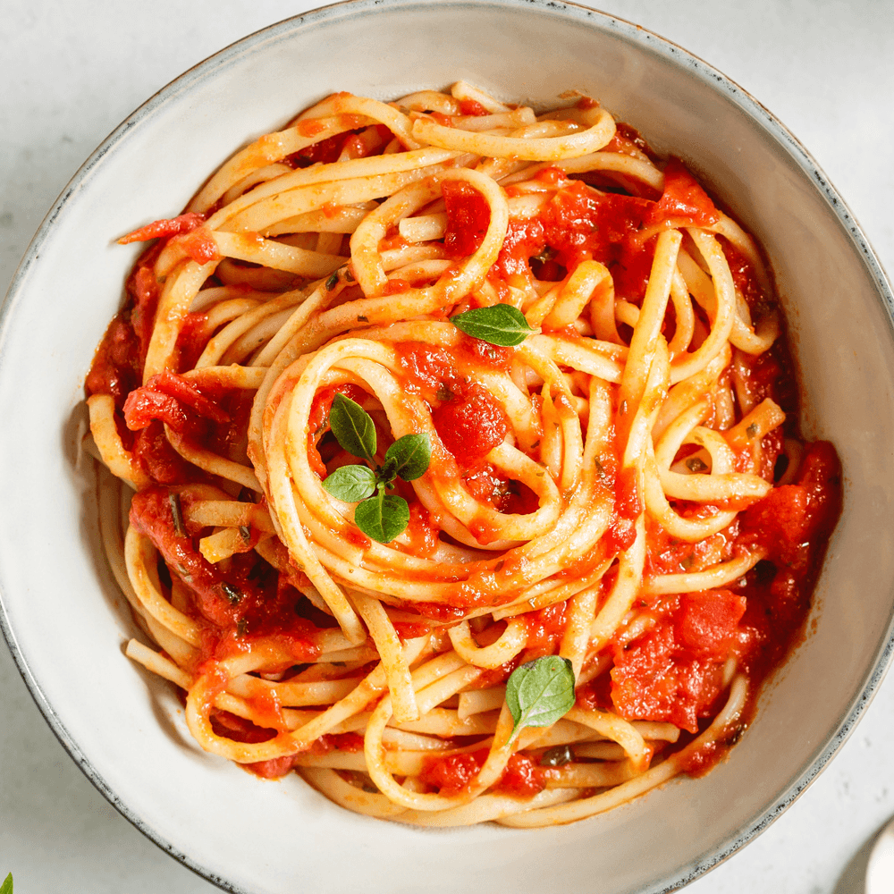 Red or White Sauce Pasta