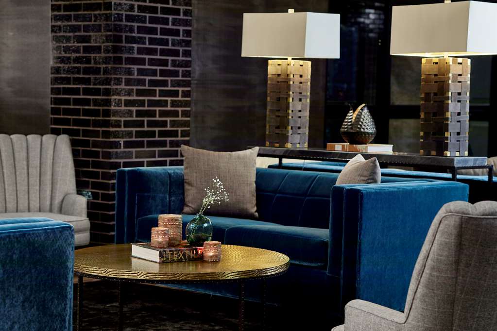 Cumberland House Knoxville, Tapestry Collection by Hilton Image